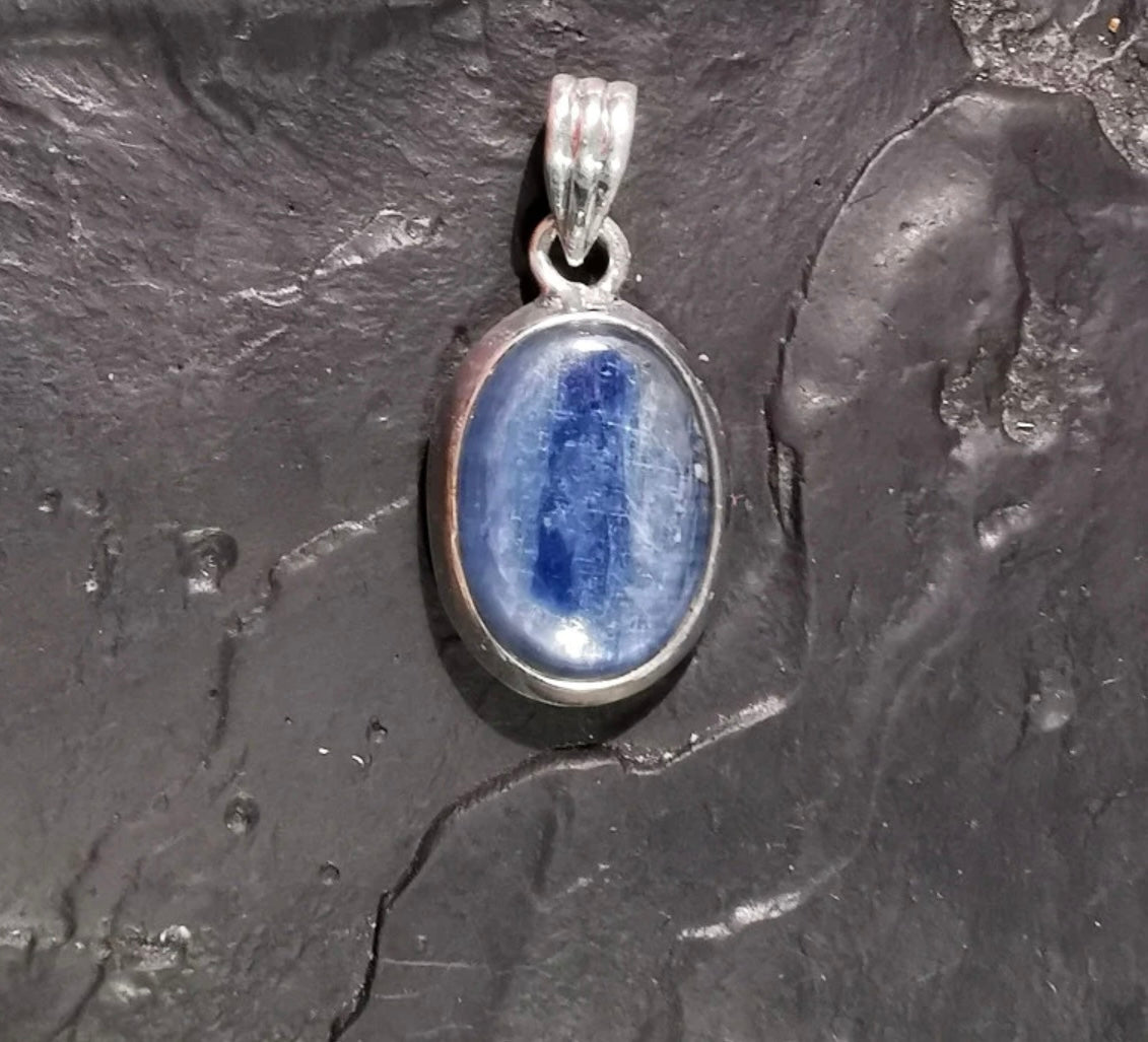 PENDENTIF CYANITE